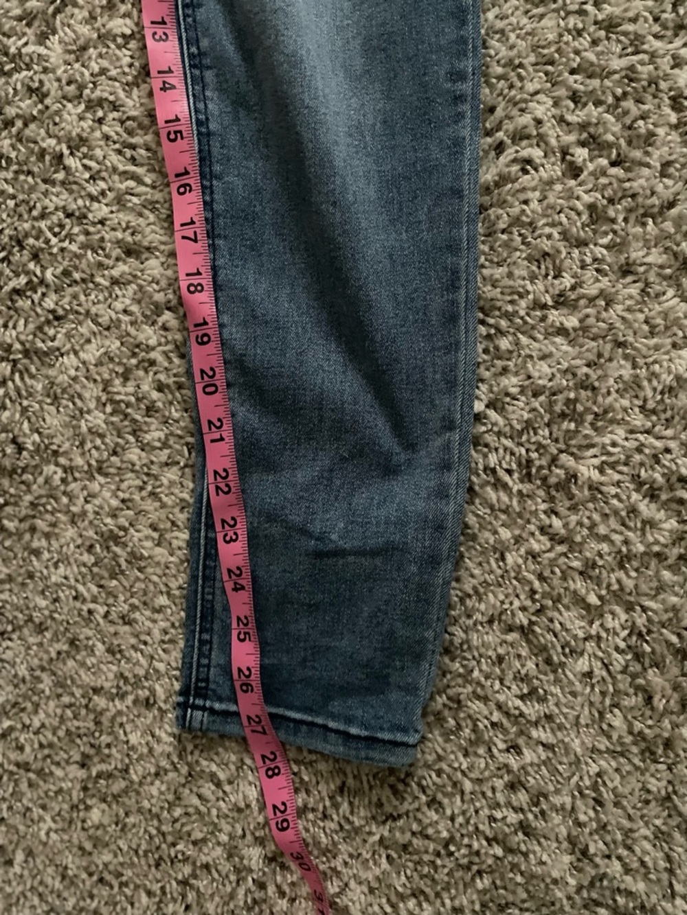 Democracy Ab Solution Light Wash Cropped Jeans - Picture 6 of 7